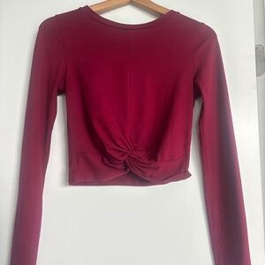 Burgundy long-sleeved crop top